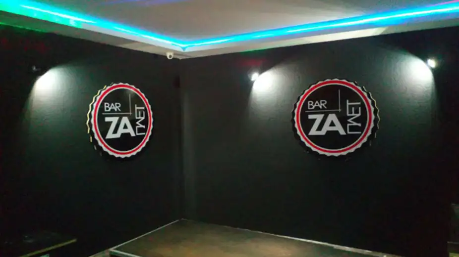 ZAPLET BAR: Petak -  "Zeka & No Limit" (ROCK), Subota - Band En Passant