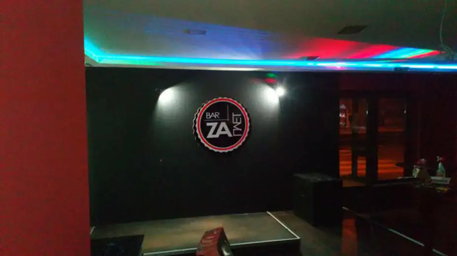 ZAPLET BAR: Petak - SEVDAH METAL BAND, Subota - ORANGE BAND