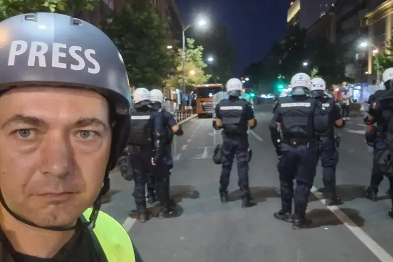 ANEM alarm: Preko 30 napada na novosadskog novinara Žarka Bogosavljevića