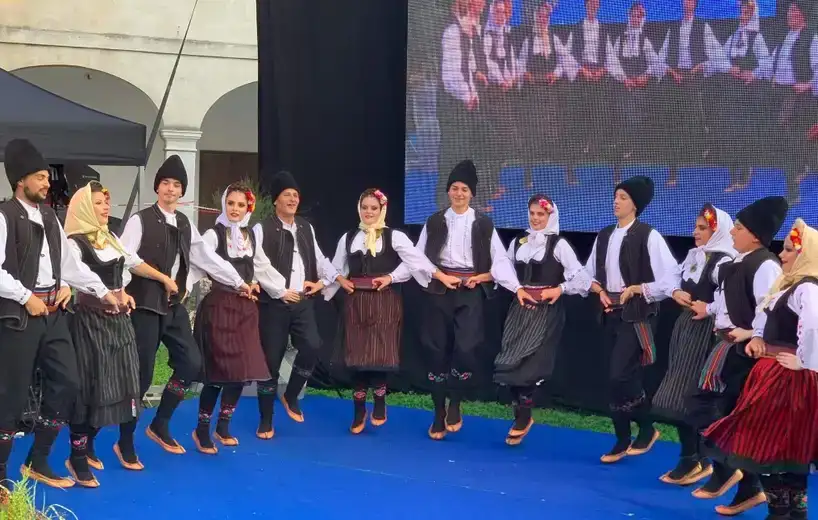 Gradski folklorni ansambl „ZO-RA“ nastupiće sutra u Draževcu kod Aleksinca