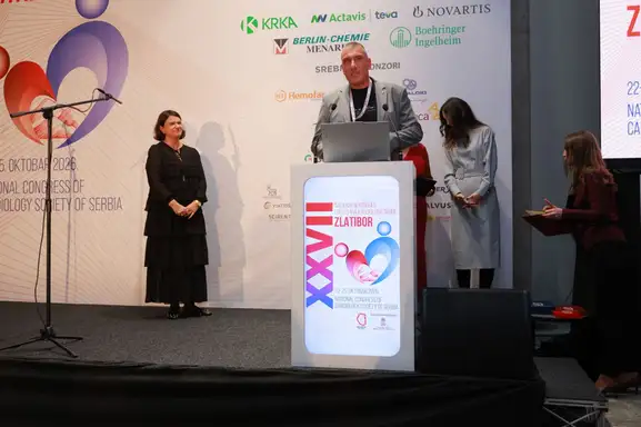 Dr Aleksandru Joliću uručena Povelja za doprinos i unapređenje kardiologije u Srbiji