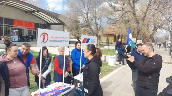 Ministarka Pavkov tokom posete Boru izbegla pitanja novinara