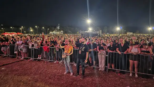 Rokenrol se nastavlja na Kraljevici: Večeras drugo polufinale 59. Gitarijade uz Letu Štuke i Neverne Bebe