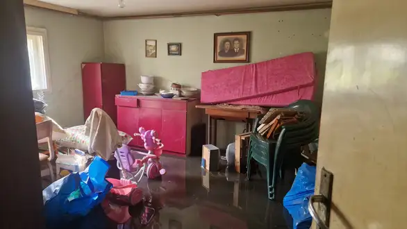 Muke stanara Banatske ulice: potopljena kuća, šahte zatrpane asfaltom