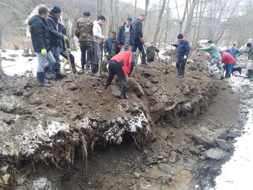 Meštani Štrpca brzom reakcijom sprečili pokušaj početka izgradnje hidrocentrale!