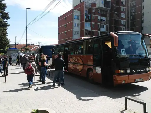 Zaječarci krenuli za Beograd na miting podrške SNS