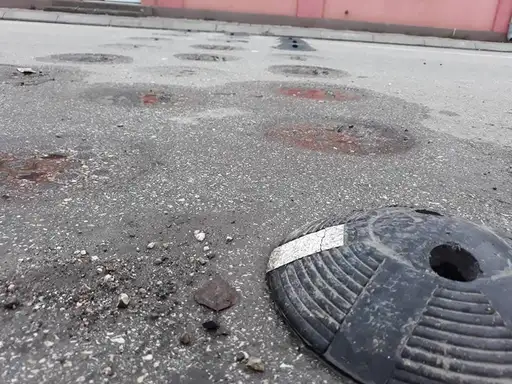 Usporivači uništeni: Bezbednost dece pod znakom pitanja