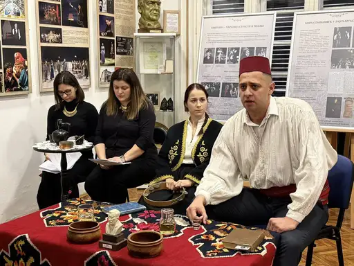 U Pozorišnom muzeju priređen program ,,Slađe je snevati negoli zbilju gledati”