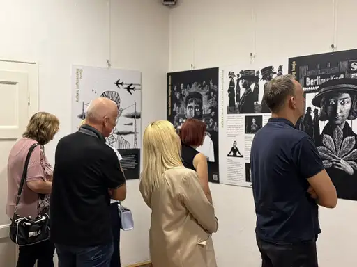 Izložba ilustracija ,,Franc Kafka- Čovek svog i našeg vremena” otvorena u Pozorišnom muzeju