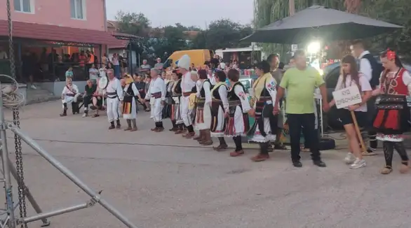 U Velikom Jasenovcu održana tradicionalna kulturno-umetnička manifestacija „Jasenovačko leto”