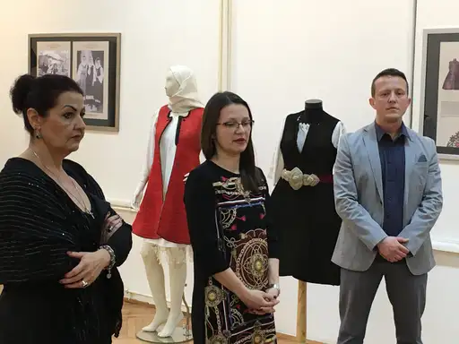 U Zaječaru otvorena izložba "Kolekcija zubuna Zavičajnog muzeja Knjaževac"