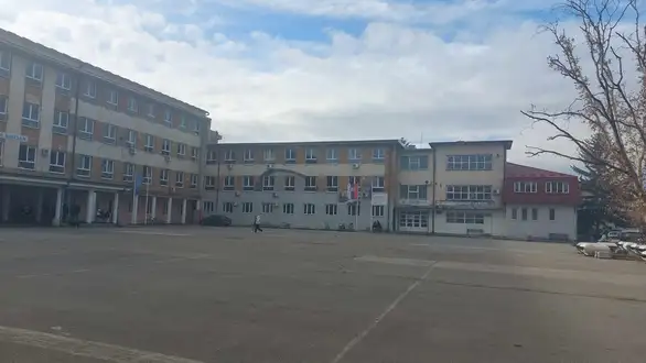 Deo kolektiva zaječarske Gimnazije: Oni su naši fenjeri u budućnost i ovim kažemo da ćemo ih slediti