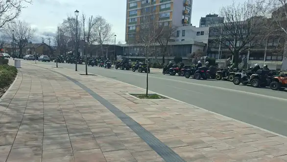 „Nemanja, prekini!“: Izborni dan u Boru između batinaških pesnica i policijskog žmurenja