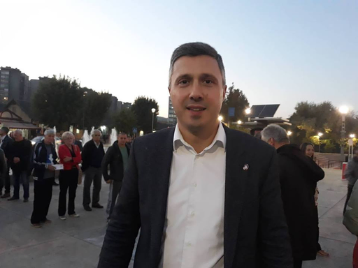 Boško Obradović izviždan u Čačku na opozicionom skupu