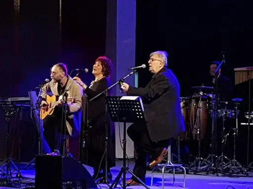 "Lutajuća srca" u zaječarskom pozorištu "Damama na dar"