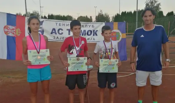 Nišlijama titule na OP Zaječara u tenisu