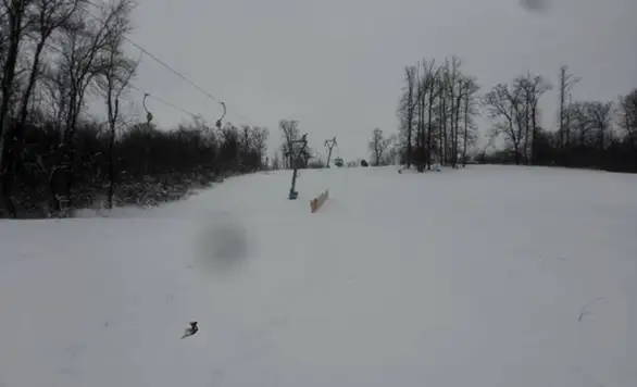 Napredna logika: Jedni nemaju stazu, drugi nemaju radnike