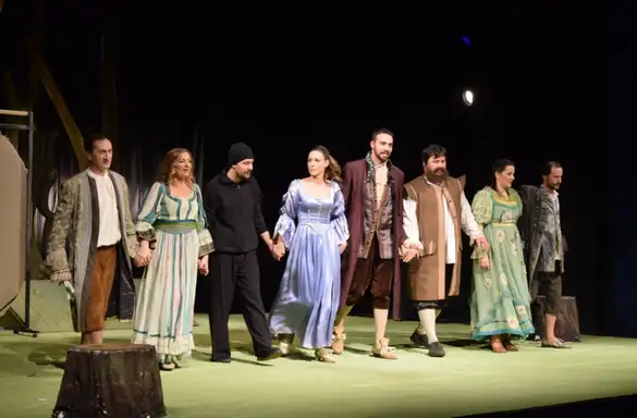 Uručenjem nagrada i izvođenjem predstave „Lepotica i zver“ zaječarskog pozorišta u čast nagrađenih, spuštena je zavesa na 11. Pozorišni festival za decu „ZajeČAR“