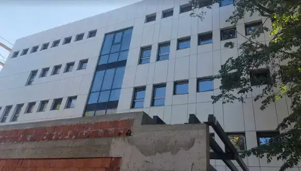 Dok Glas Zaječara "čeka" dozvolu za snimanje novog Dečjeg odeljenja, gradonačelniku se "priviđaju" četnici i partizani