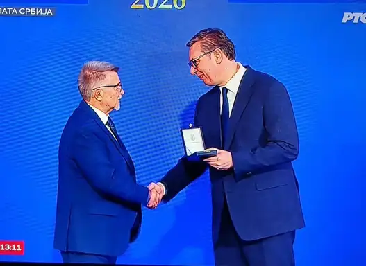 Direktor Pozorišta u Zaječaru, Vladimir Đuričić, odlikovan Zlatnom medaljom za zasluge: Medalju mu uručio Aleksandar Vučić