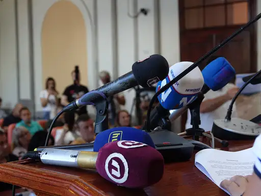 Samo što je počela, sednica Skupštine grada Zaječara već je prekinuta – određena pauza