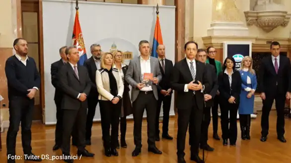 Zbog "blokade rada" u skupštini, opozicija u "paralelnom" parlamentu