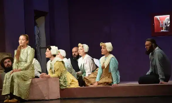 Predstava „Uspavanka za Aleksiju Rajčić“ oduševila publiku: „Zoranov brk“ dobila je Vanja Ejdus