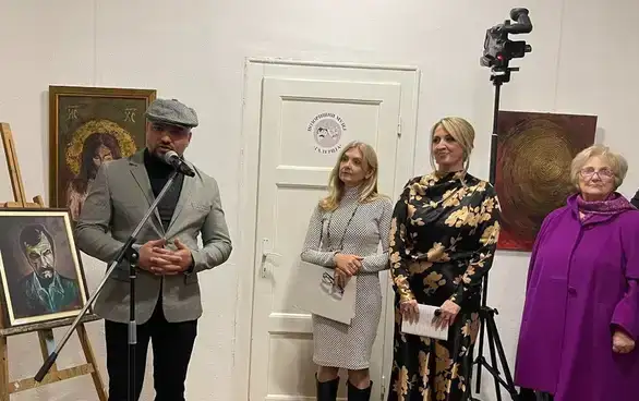 U galeriji Pozorišnog muzeja u Zaječaru otvorena 6. samostalna izložba slika Ninoslava Jovanovića pod nazivom „EkvilibrijUM“