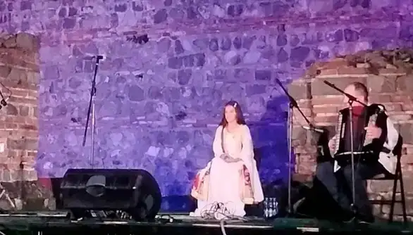 „Zaječarsko kulturno leto na Feliks Romulijani“ nastavljeno je koncertom Pavline Radovanović