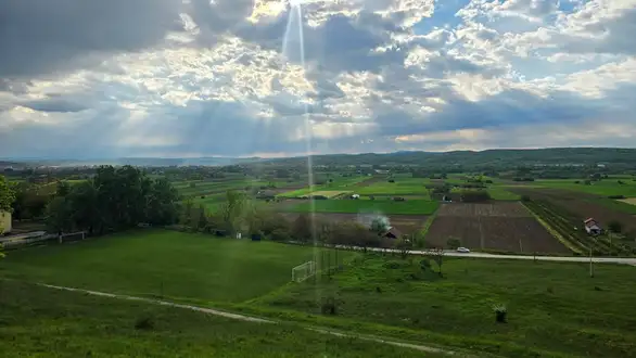 Prolećna suša u Srbiji ugrožava sve useve, pao i nivo podzemnih voda