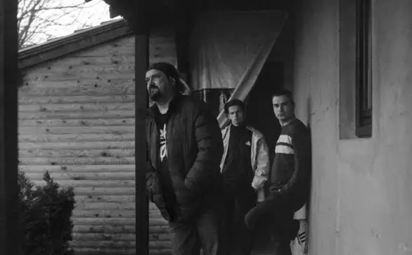 Zaječarski alternativni rok bend FONODROM objavio svoj prvi spot za pesmu „U ovom gradu duhova“