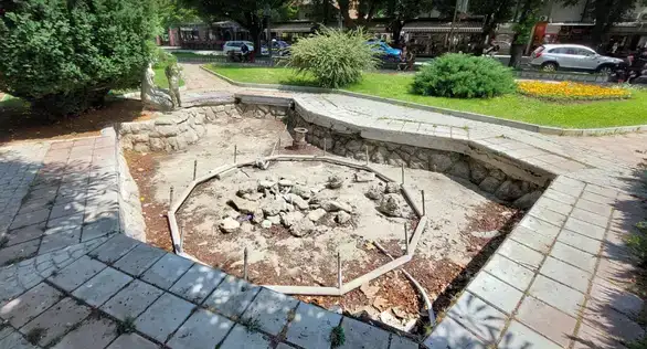 Da li će, i kada, poteći voda studena sa fontane u centru Zaječara?