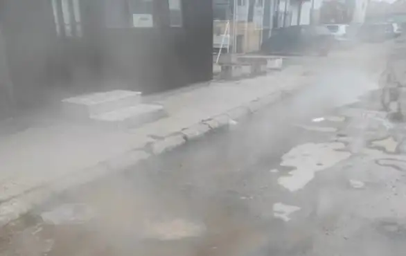 Opet došlo do pucanja toplovodne mreže