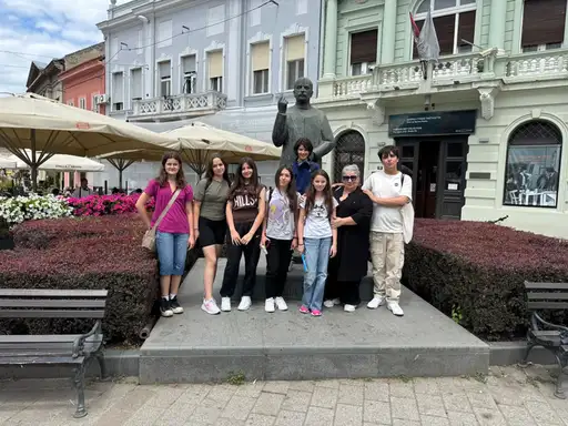Predstava Dečijeg centra Zaječar, „Neću da odrastem“ premijerno izvedena u Pozorištu mladih u Novom Sadu
