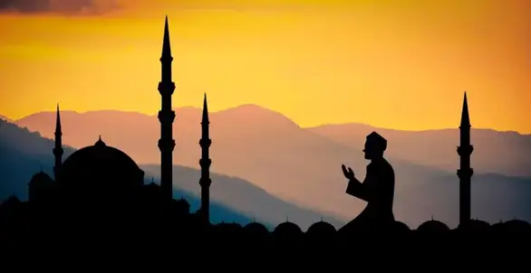 Muslimani danas obeležavaju Ramazanski bajram