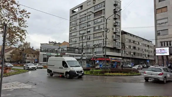 Stanje na putevima: Sitni odroni - oprez