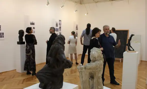 U Narodnom muzeju u Zaječaru otvorena izložba “Sreten Stojanović, Vrline karaktera i materijala”