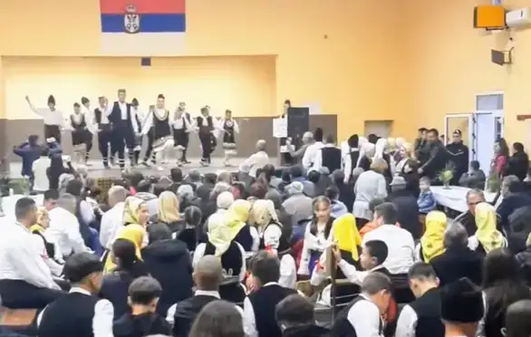 U Malom Izvoru sinoć održana druga po redu manifestacija tradiconalnog narodnog stvaralaštva “Glas sa Vetrena”