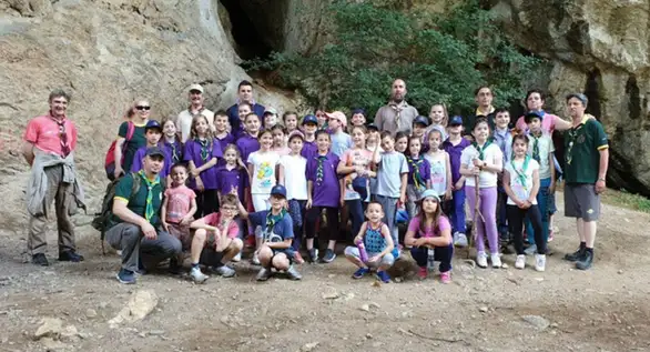 IZVIĐAČI U KANJONU VRATNE