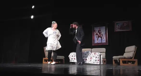 Predstava “Zašto i kako ubiti muža” nagrađena dugotrajnim aplauzom