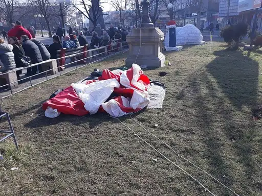 Bugarin sekirom na "Deda Mraza"