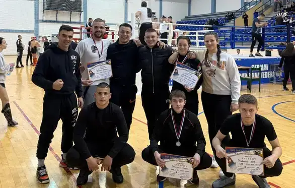 ČETIRI MEDALjE ZA KIK BOKS KLUB „FAJT TIM 019“ IZ ZAJEČARA NA PRVENSTVU CENTRALNE SRBIJE