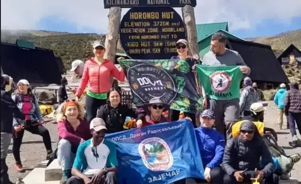 Zaječarci na vrhu Afrike