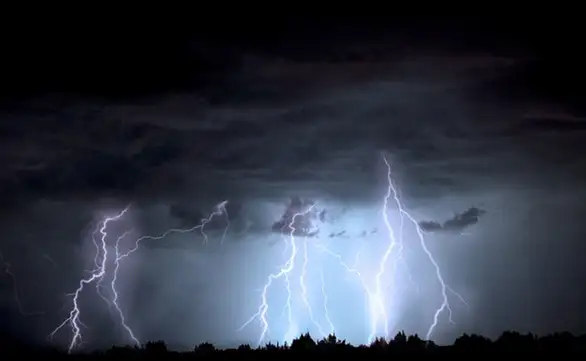 RHMZ izdao hitno upozorenje: Crveni meteoalarm u delovima Srbije, rizik od nepogoda