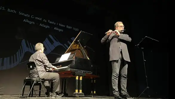 Koncertom dvojice virtouza, flautiste Ljubiše Jovanovića i pijaniste Aleksandra Serdara, počelo je “Zaječarsko muzičko proleće”