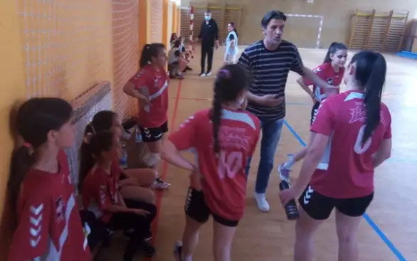 Košarkašice OŠ "Đura Jakšić" pobednice gradskog takmičenja