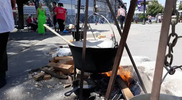 Održano takmičenje u pripremi lovačkog gulaša "Zlatna kutlača 2019" (VIDEO)