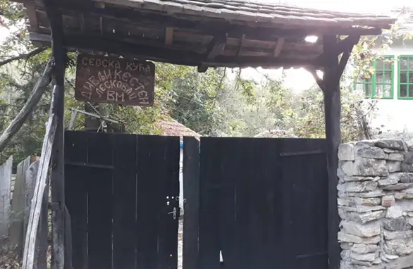 Održana Prva humanitarna likovna kolonija u Leskovcu