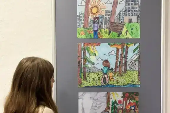Međunarodni dan deteta obeležen u Zaječaru otvaranjem izložbe crteža jedanaestogodišnje Lane Stamenković