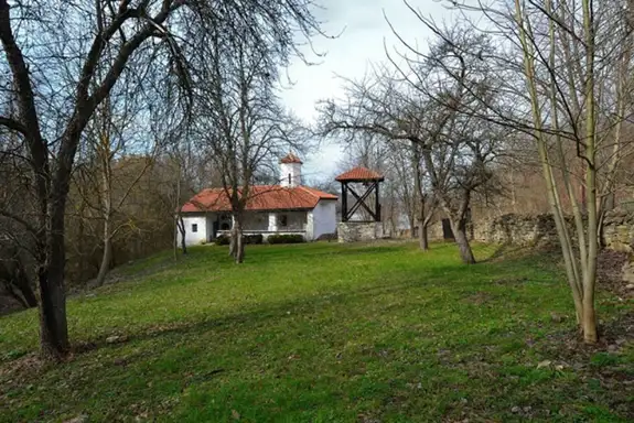 Pomozite obnovu manastira Sv. Apostola Petra i Pavla u Grlištu!